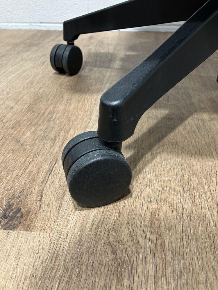 イトーキエピオス（EPIOS）チェア 可動肘付エピオスチェア 商品画像5