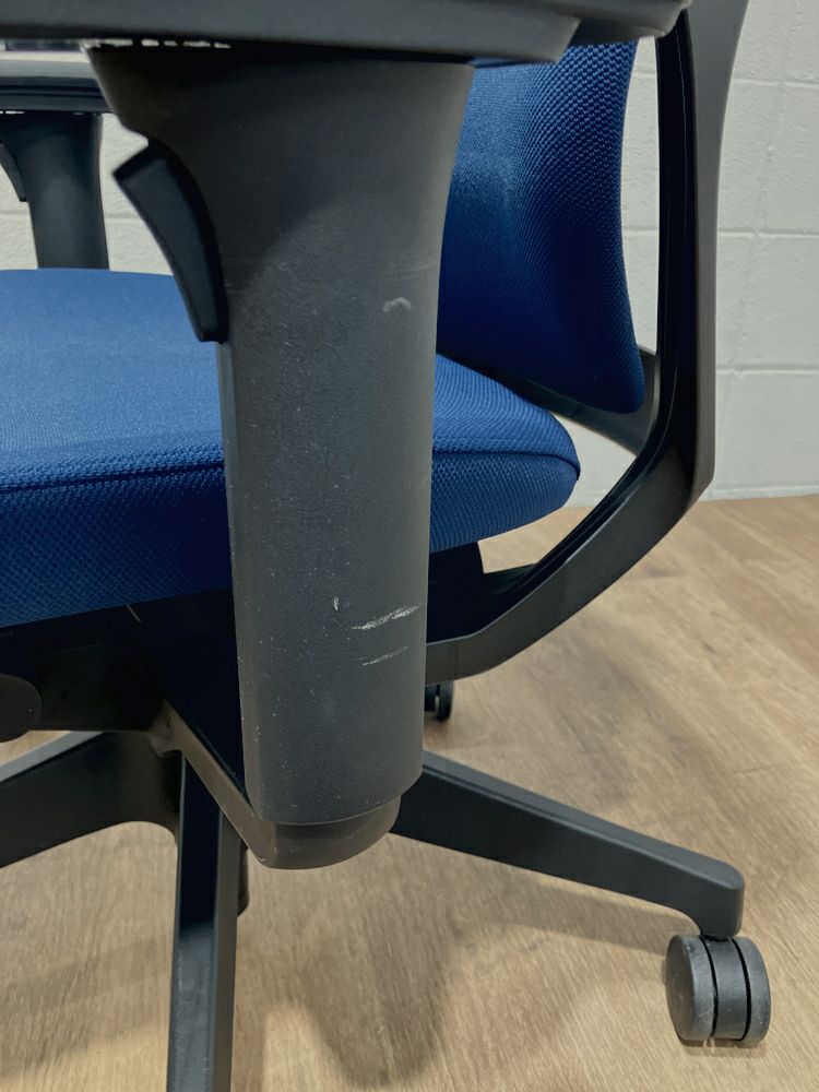 イトーキエピオス（EPIOS）チェア 可動肘付エピオスチェア 商品画像12