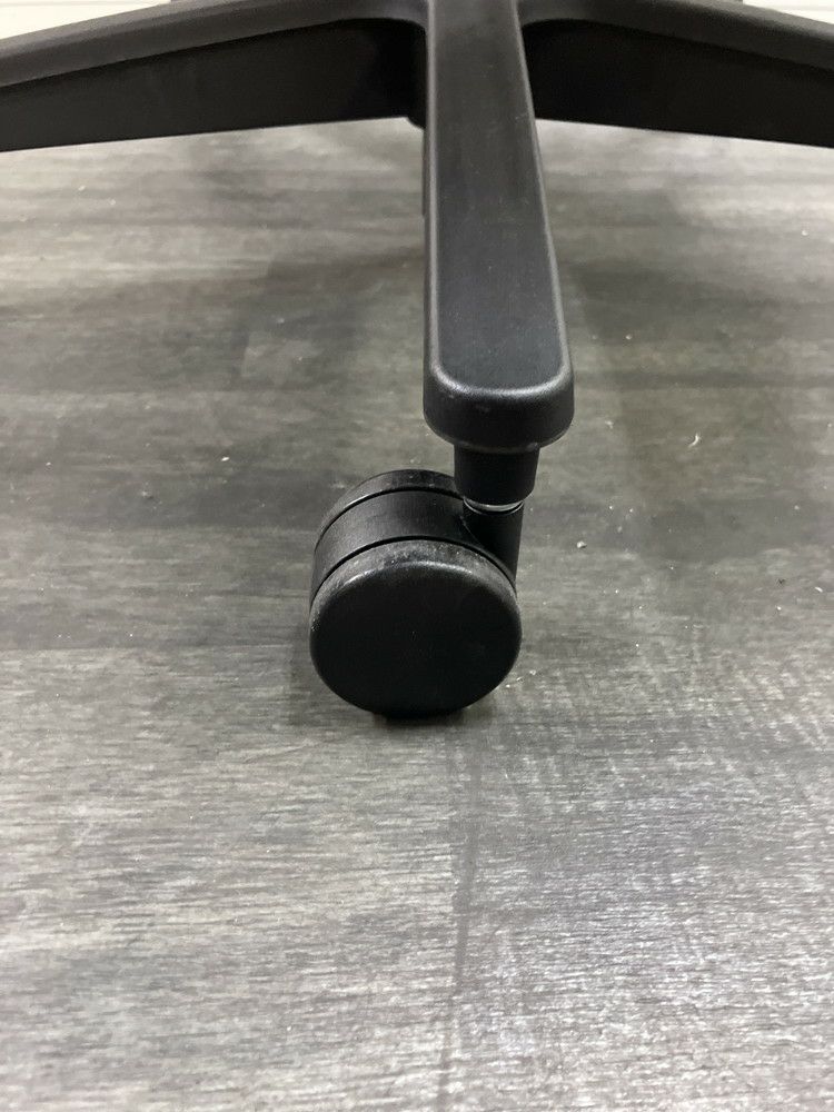 コクヨMitra2（ミトラ2）チェア 固定肘付ミトラ2チェア 商品画像13