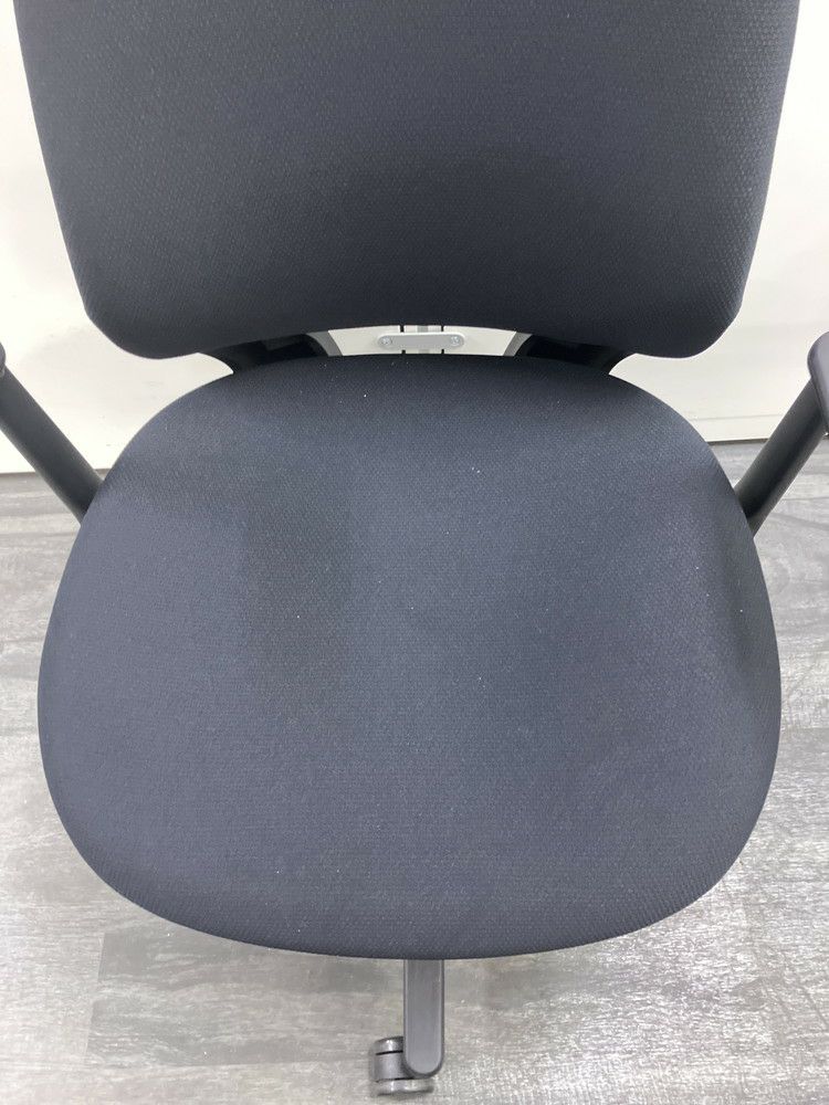 コクヨMitra2（ミトラ2）チェア 固定肘付ミトラ2チェア 商品画像14