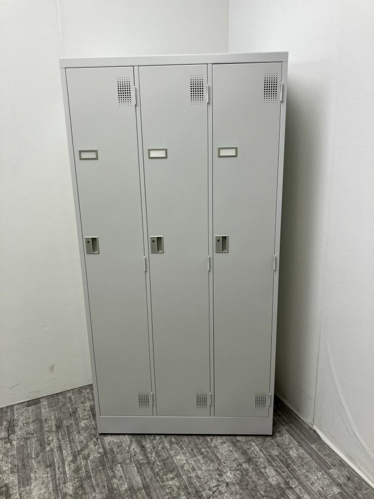 豊国工業3人用ロッカー 商品画像1