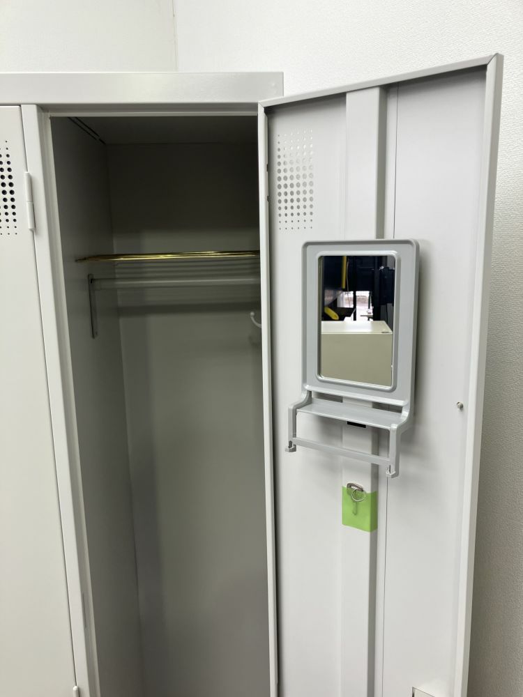 豊国工業3人用ロッカー 商品画像5