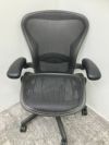 HermanMiller（ハーマンミラー）アーロンチェア 固定肘付アーロンチェア 商品画像3