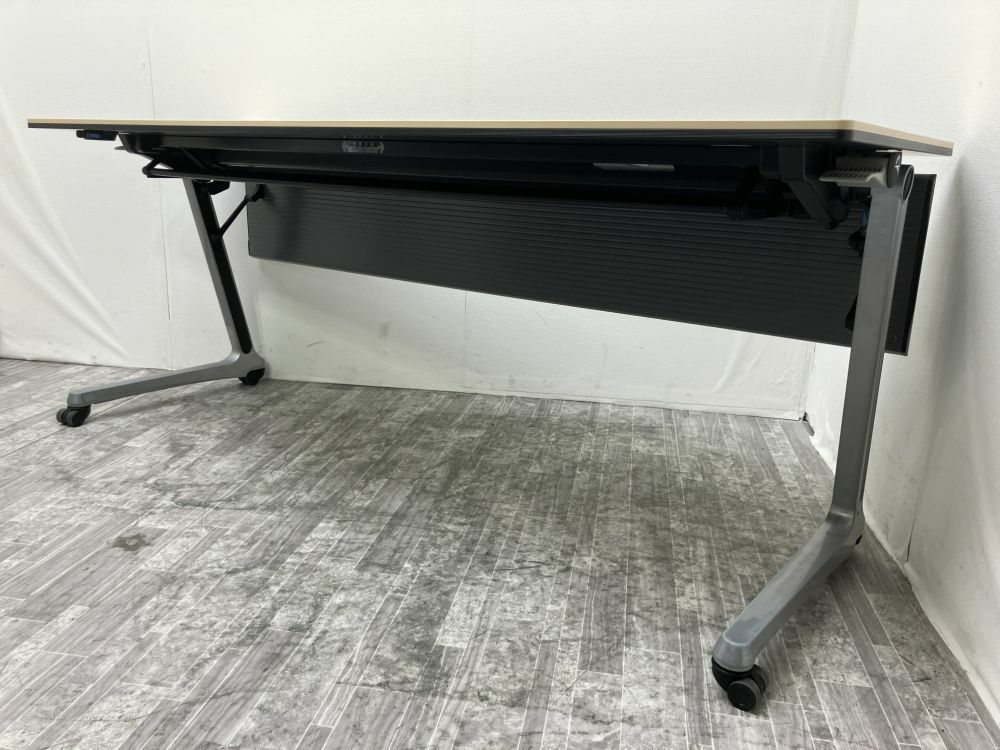 オカムラインターアクトプロ（INTERACT PRO）シリーズ 1800サイドスタックテーブル 商品画像8