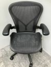 HermanMiller（ハーマンミラー）アーロンチェア 固定肘付アーロンチェア 商品画像3