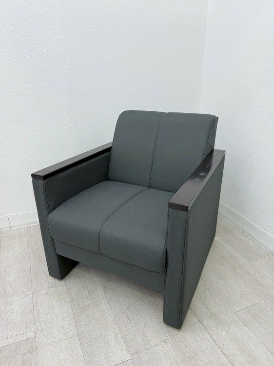 コクヨセッション3シリーズ アームチェア2脚セット 商品画像3