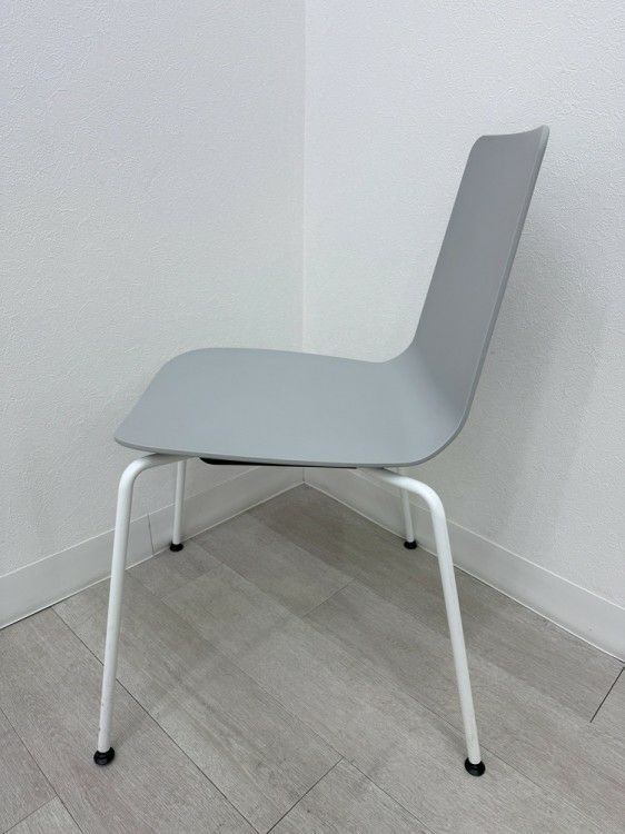 コクヨMycket(ミケット)シリーズ ミーティングチェア 商品画像5