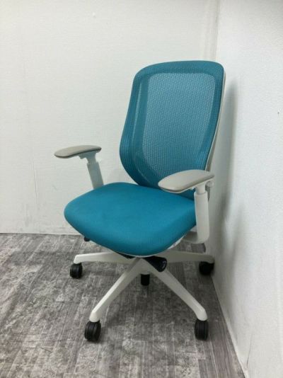 オカムラSylphy(シルフィー)チェア 可動肘付シルフィーチェア 商品画像1