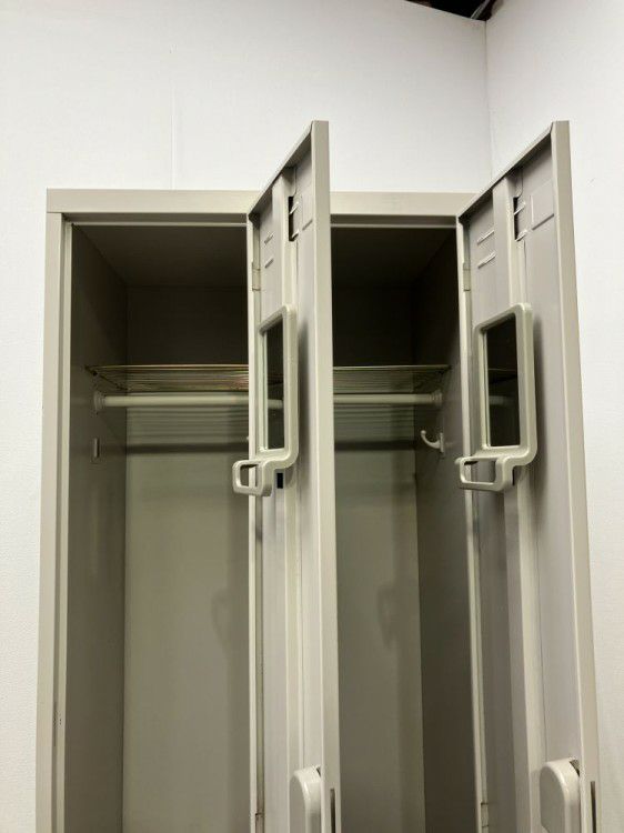 コクヨ2人用ロッカー 商品画像9