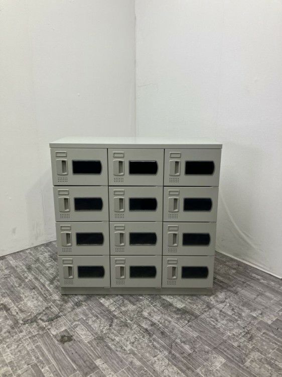 ナイキ12人用シューズロッカー 商品画像1
