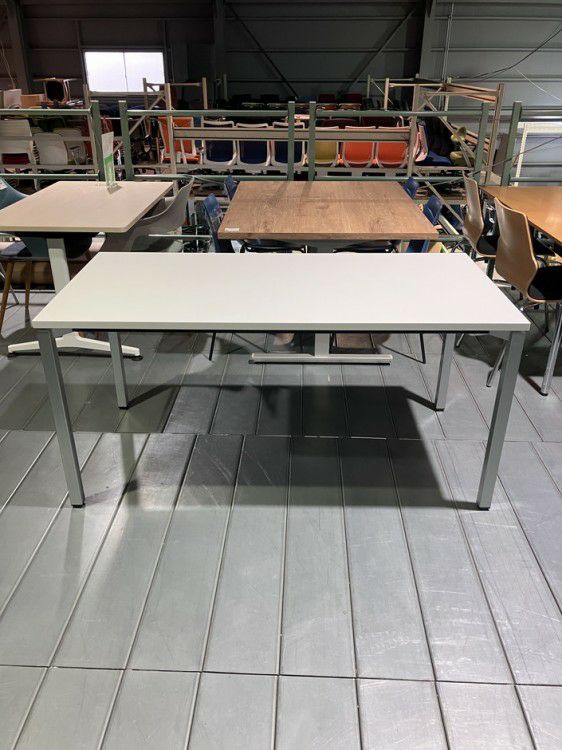 コクヨJUTO（ジュート）シリーズ 1500ミーティングテーブル 商品画像2