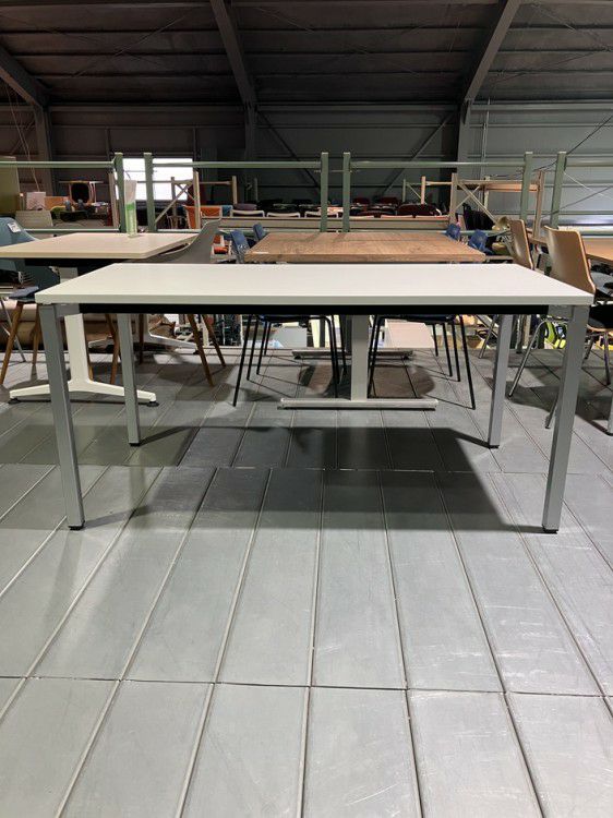 コクヨJUTO（ジュート）シリーズ 1500ミーティングテーブル 商品画像3