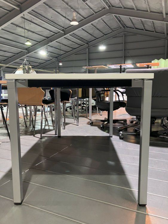 コクヨJUTO（ジュート）シリーズ 1500ミーティングテーブル 商品画像6