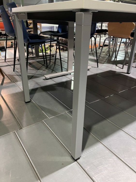 コクヨJUTO（ジュート）シリーズ 1500ミーティングテーブル 商品画像9