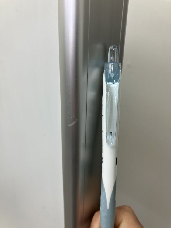 馬印縦型脚付片面ホワイトボード	 商品画像7