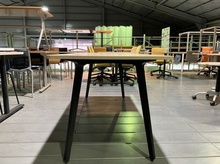 ウチダ（内田洋行）レムナ（LEMNA）シリーズ 1800ミーティングテーブル 商品画像6