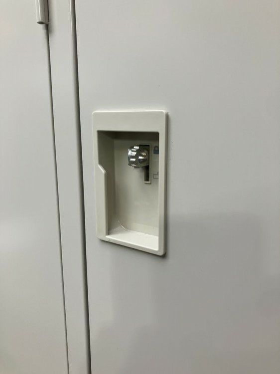 SEIKO FAMILY（生興） 南京錠式4人用ロッカー 商品画像3