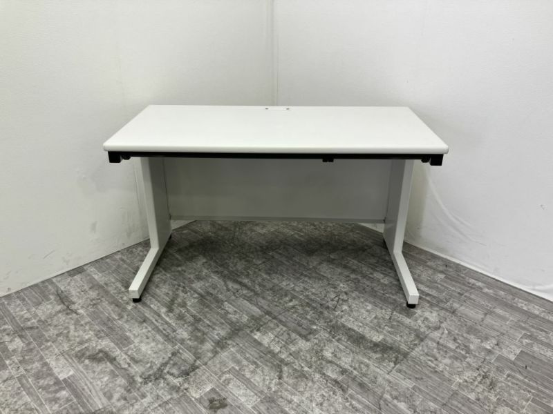 プラスフラットラインシリーズ 1200平デスク 商品画像1