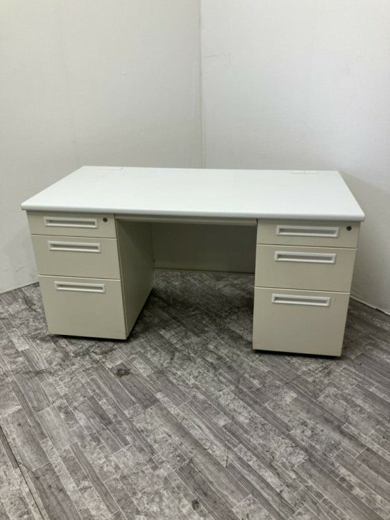 井上金庫1400両袖デスク 商品画像1