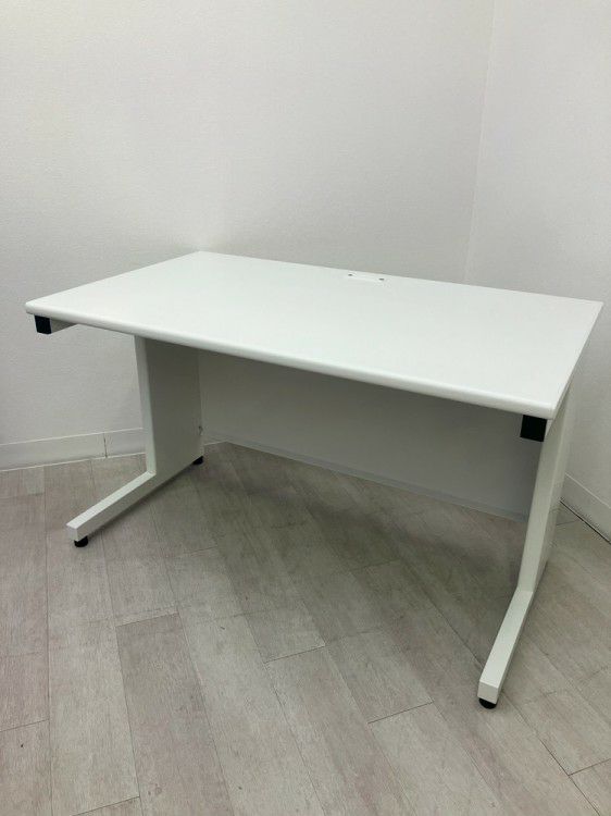 プラスフラットラインシリーズ 1200平デスク 商品画像1