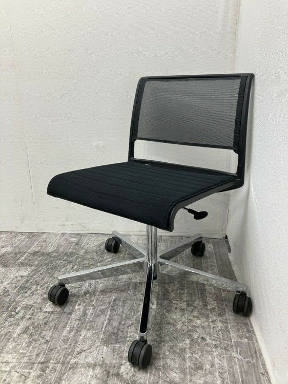 Wilkhahn（ウィルクハーン）エーライン（Aline）シリーズ エーラインチェア 商品画像1