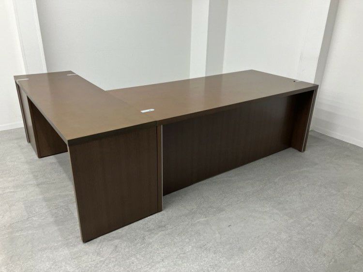 コクヨN650シリーズ 役員室用1800両袖デスク+サイドテーブルセット 商品画像2