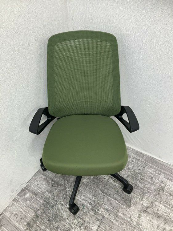 イトーキノート(nort)チェア 固定肘付ノートチェア 商品画像3