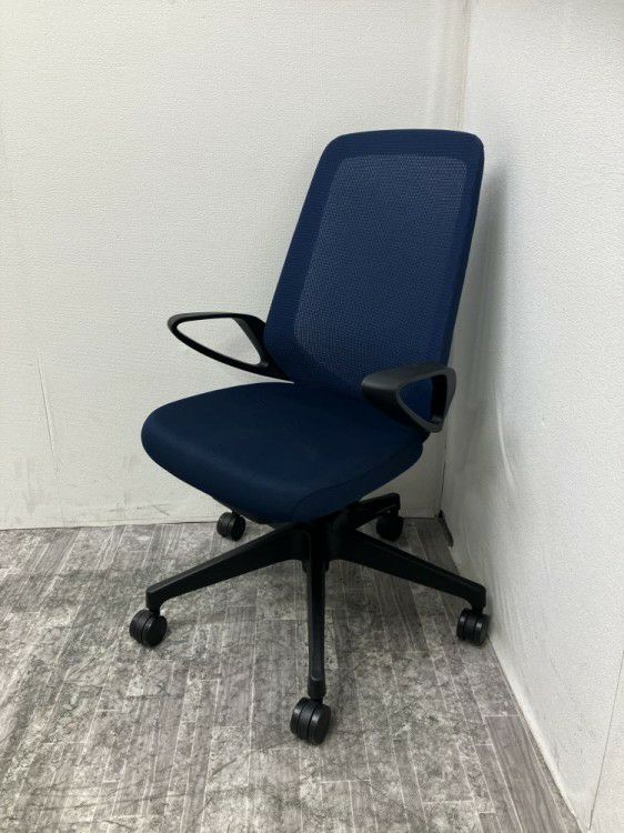 イトーキノート(nort)チェア 固定肘付ノートチェア 商品画像1