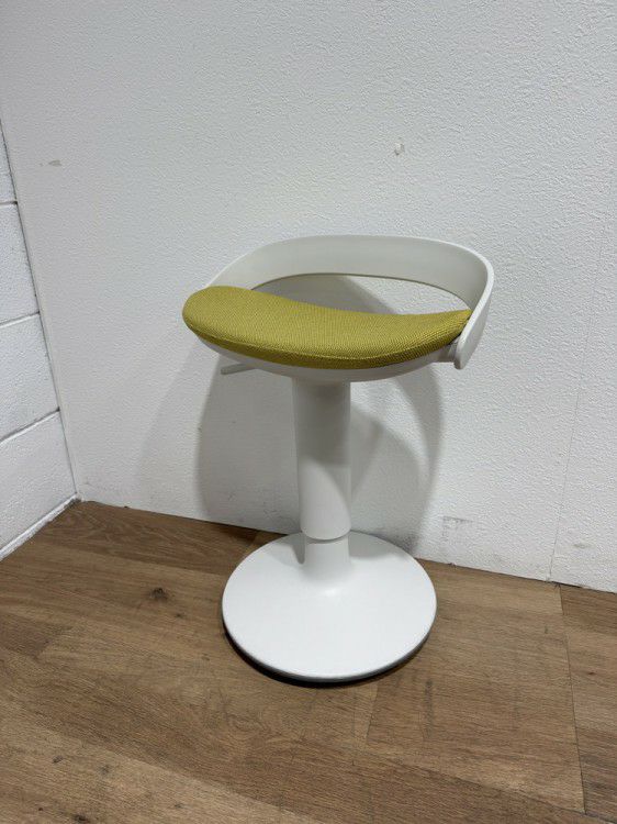 コクヨ昇降スツール 商品画像1