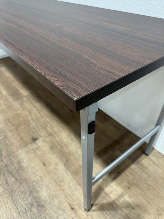 オカムラKタイプシリーズ 折畳会議テーブル 商品画像3