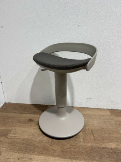 コクヨジョインシリーズ 昇降スツール 商品画像1