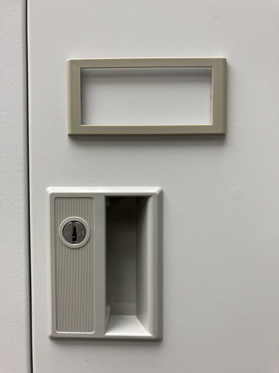 豊国工業9人用ロッカー 商品画像2