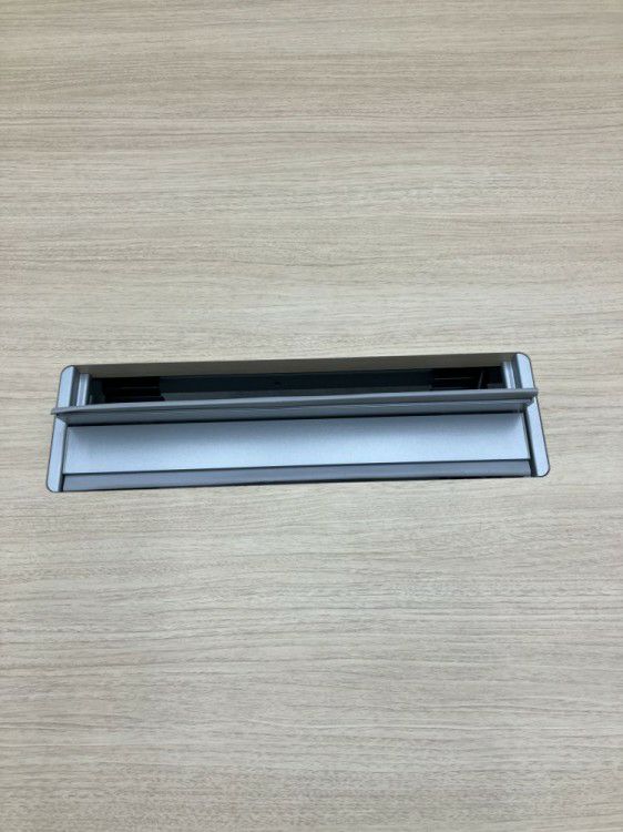 オカムラSwift(スイフト)シリーズ 電動昇降式2400ミーティングテーブル 商品画像6