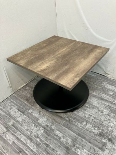 オカムラ750角テーブル 商品画像1