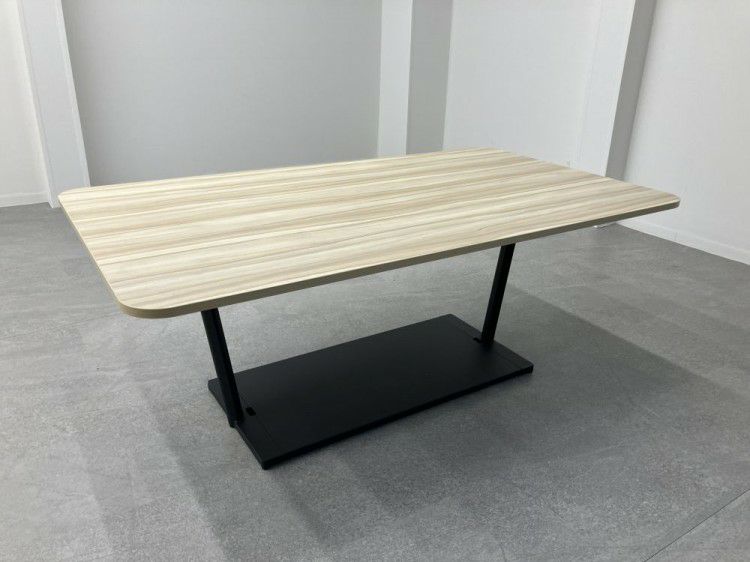 コクヨリージョン（Region）シリーズ 1600ミーティングテーブル 商品画像1