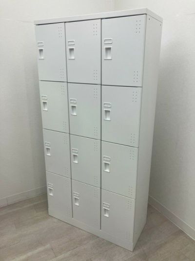 コクヨスクールロッカーシリーズ 12人用ロッカー 商品画像1