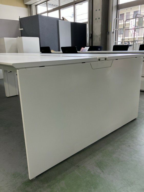 オカムラプロユニット フリーウェイシリーズ 4000フリーアドレスデスク 商品画像6