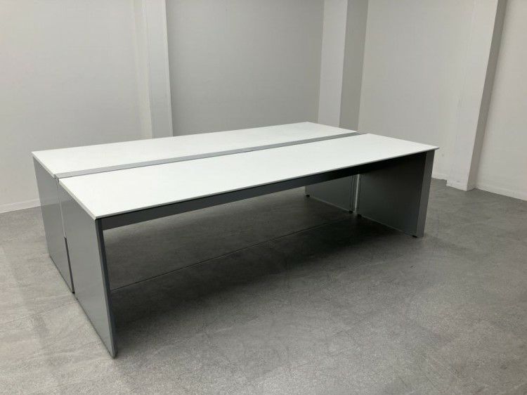 コクヨワークヴィスタ（WorkVista）シリーズ 2400フリーアドレスデスク 商品画像1