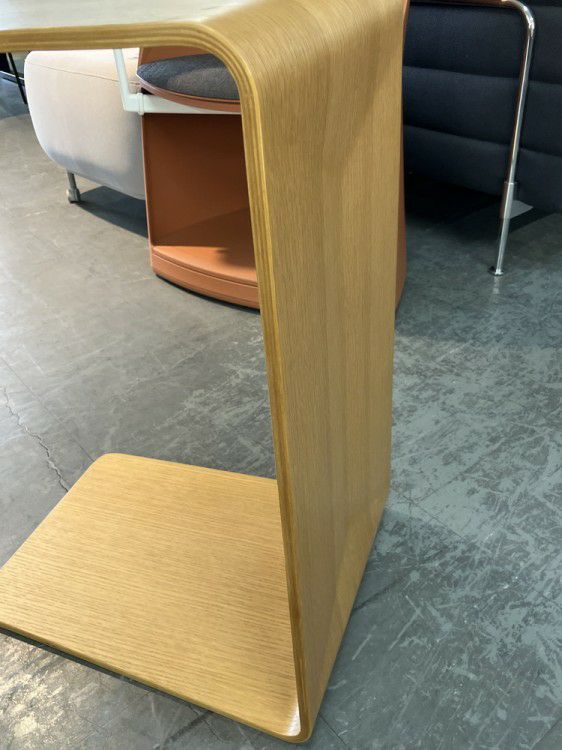 スチールケースサイドテーブル 商品画像4