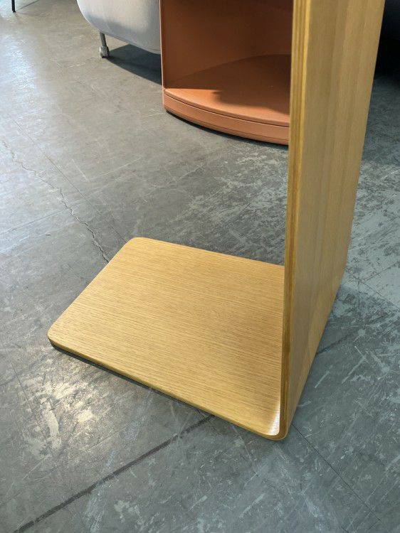 スチールケースサイドテーブル 商品画像5