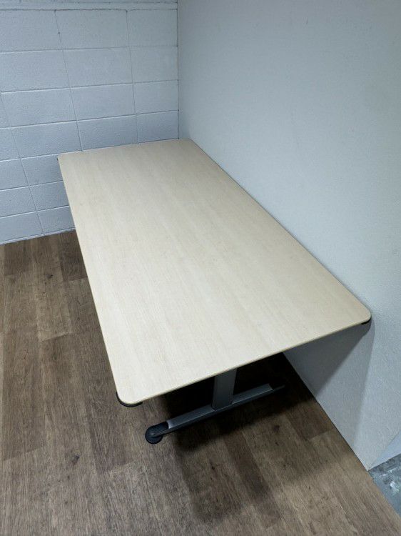 コクヨアリーナT（ALINA/T）シリーズ ミーティングテーブル 商品画像2