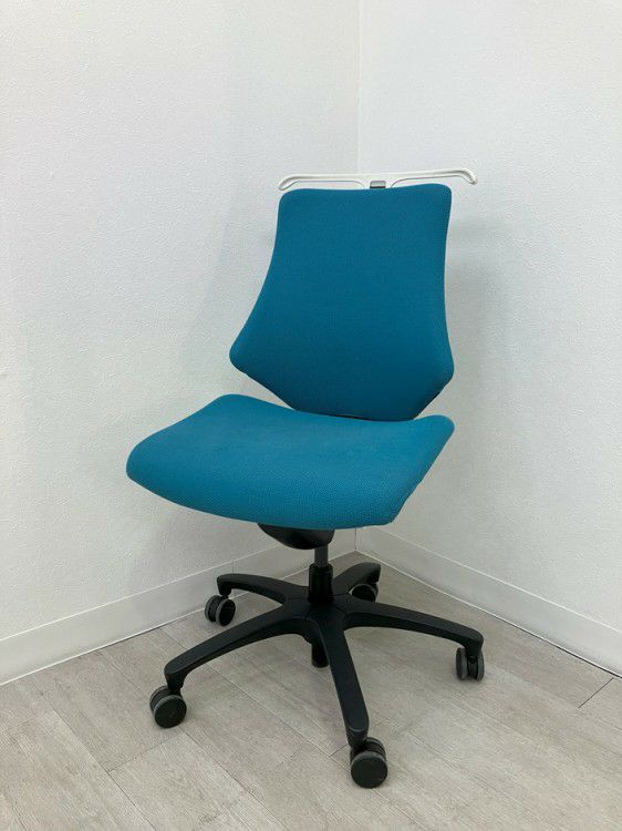 イトーキf(エフチェア)シリーズ エフチェア 商品画像1