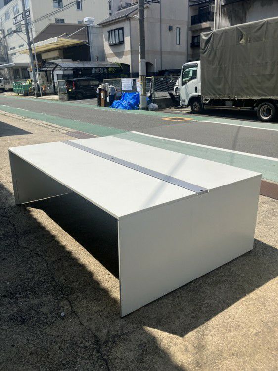 イトーキインターリンクシリーズ 2400フリーアドレスデスク 商品画像1