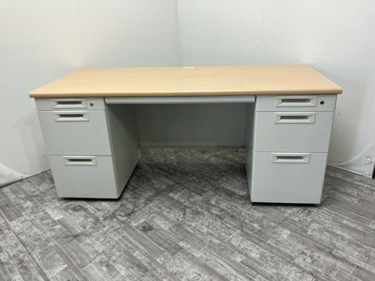 プラス1600両袖デスク 商品画像1