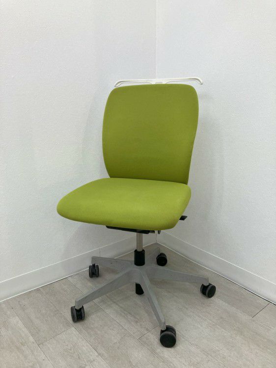 イトーキfulgo(フルゴ)チェア フルゴチェア 商品画像1