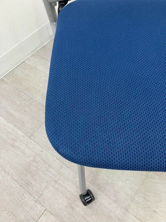 オカムラプロスタックシリーズ ネスティングチェア 商品画像8