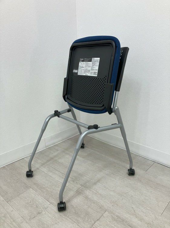 オカムラプロスタックシリーズ ネスティングチェア 商品画像11