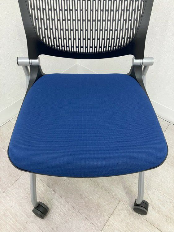 オカムラGrata（グラータ）チェア ネスティングチェア 商品画像7