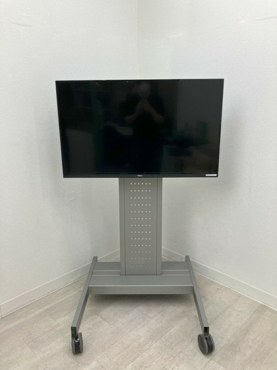 NEC42型液晶モニター＋スタンドセット 商品画像1