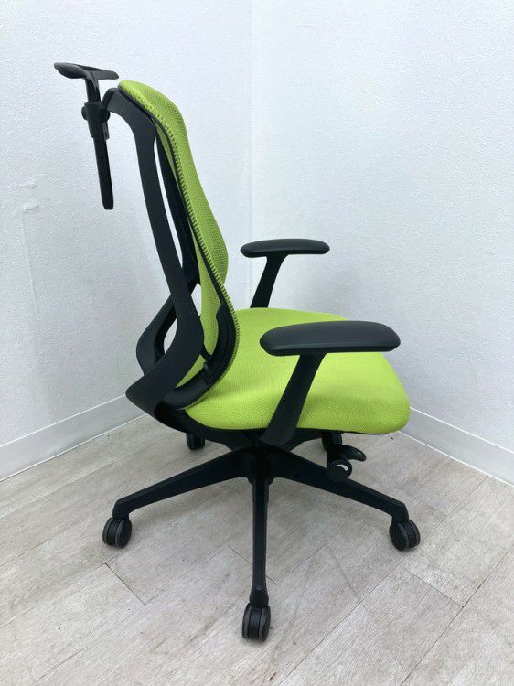 オカムラSylphy(シルフィー)チェア 固定肘付シルフィーチェア 商品画像3